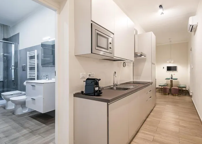 C3 Class Apartment, 2 Da Letto, 2 Bagni, Giardino Distante 15 Minuti A Piedi Da Fontana Di Trevi *
